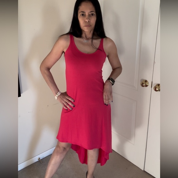 Body Central Dresses & Skirts - Body central Pink knit high low summer dress size S
